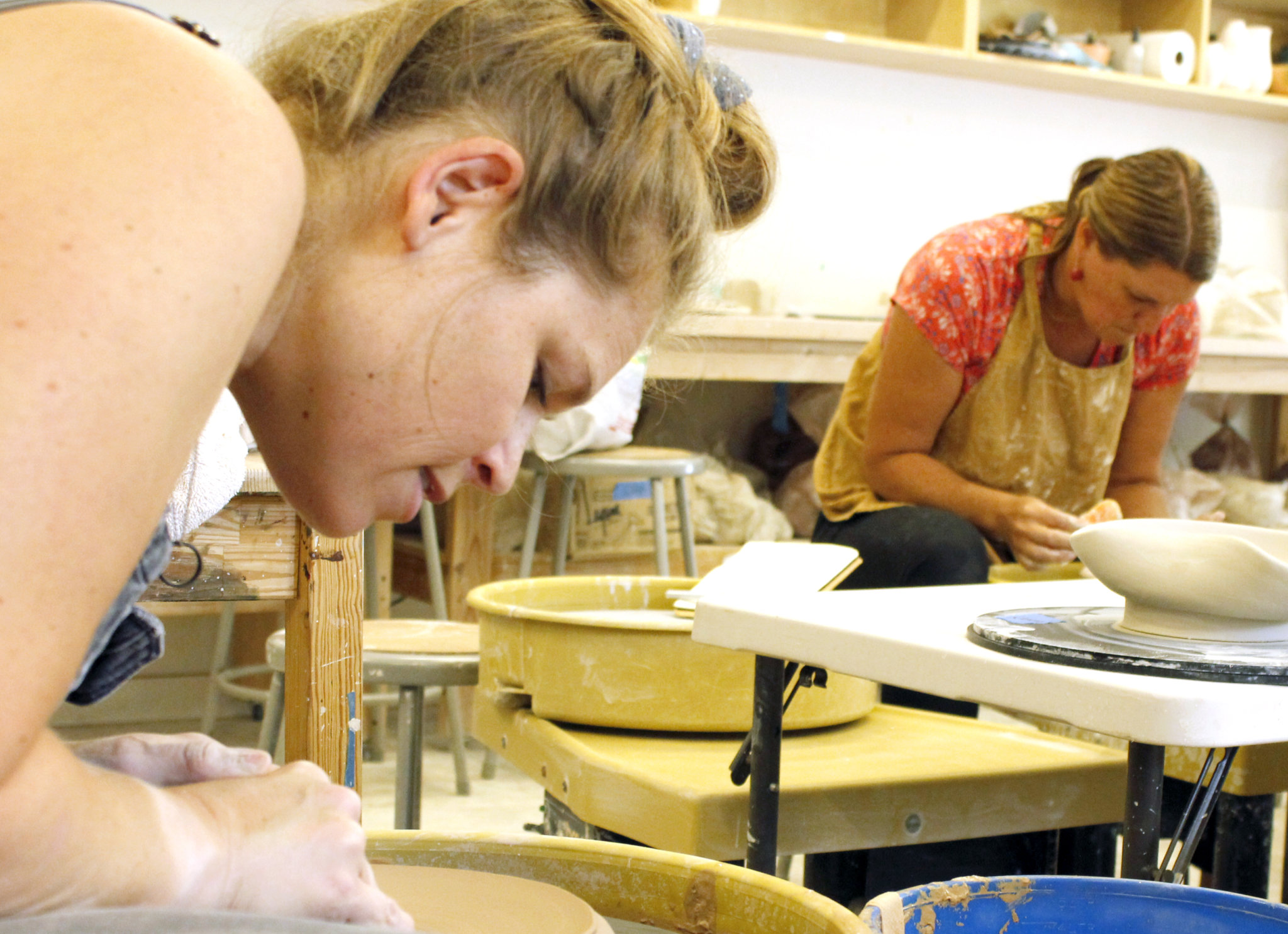 Wheel Throwing for Beginners with Amber Hamblin ICA